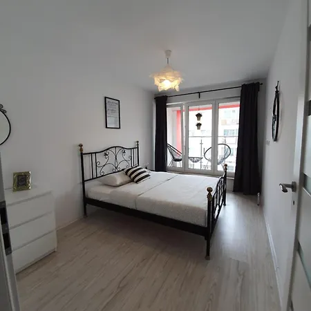 Nw Apartament U Kitki Apartment *